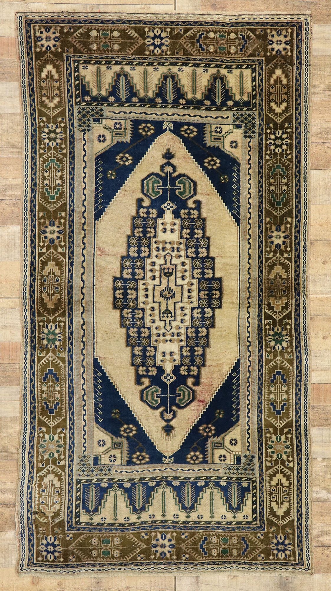 4 x 7 Vintage Turkish Oushak Rug 50304