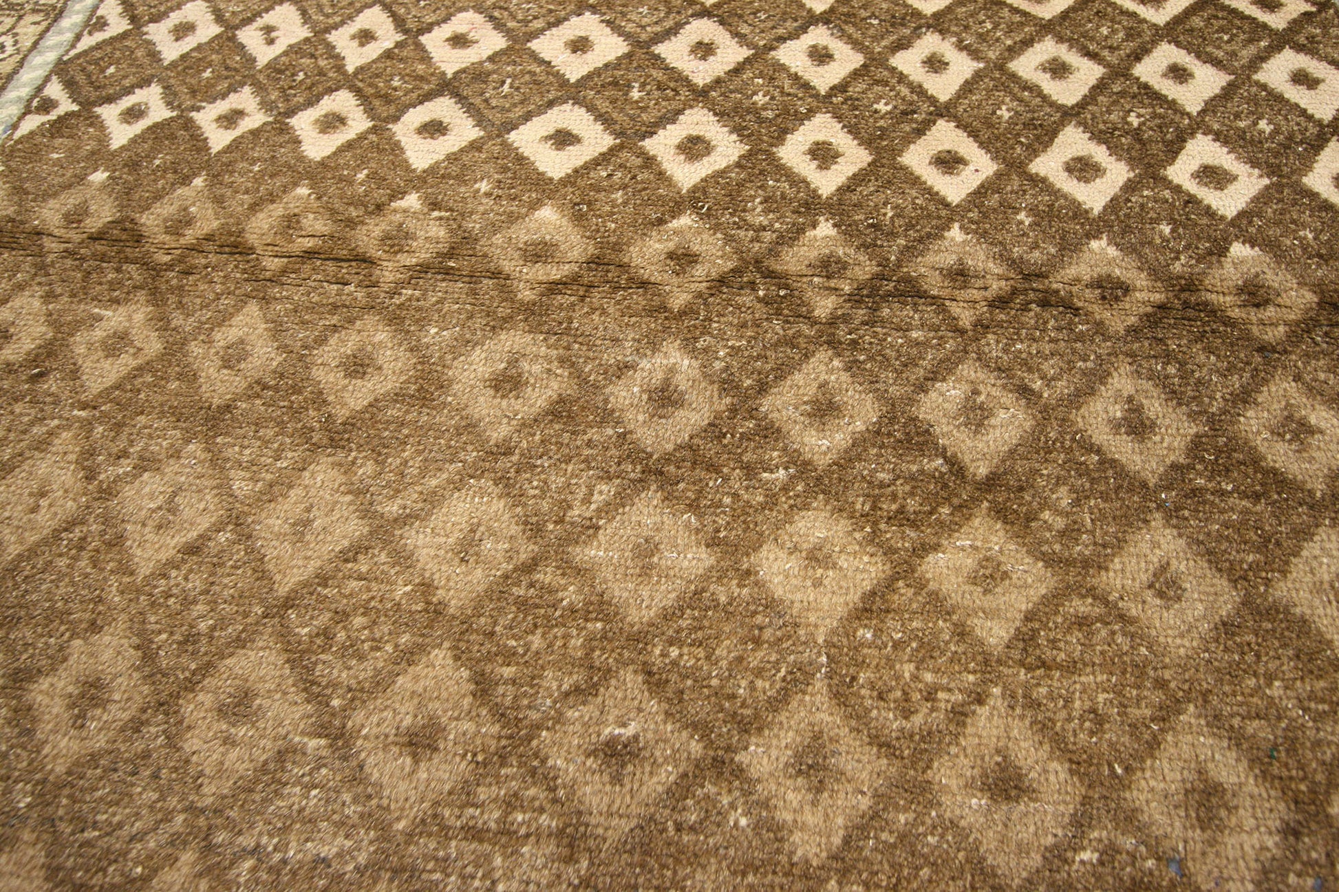 4 x 10 Vintage Oushak Rug 50402