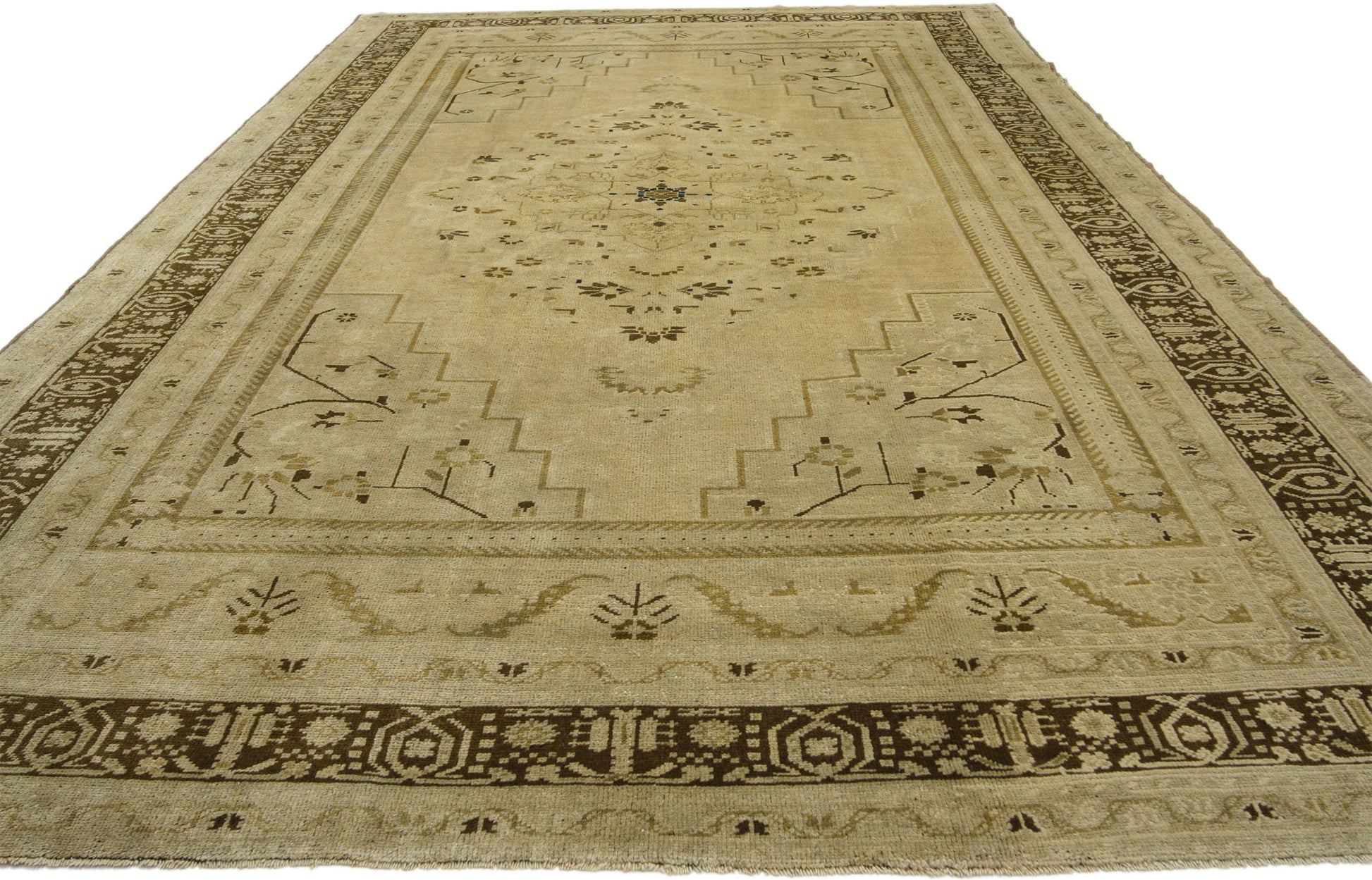 7 x 11 Antique Oushak Rug 50423