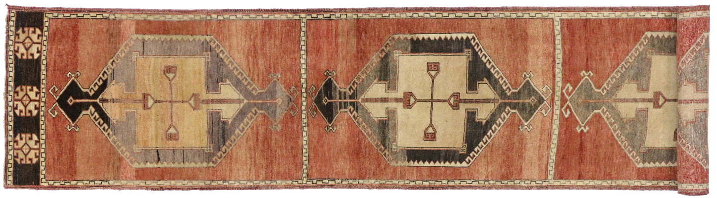 2 x 15 Vintage Oushak Rug 50436
