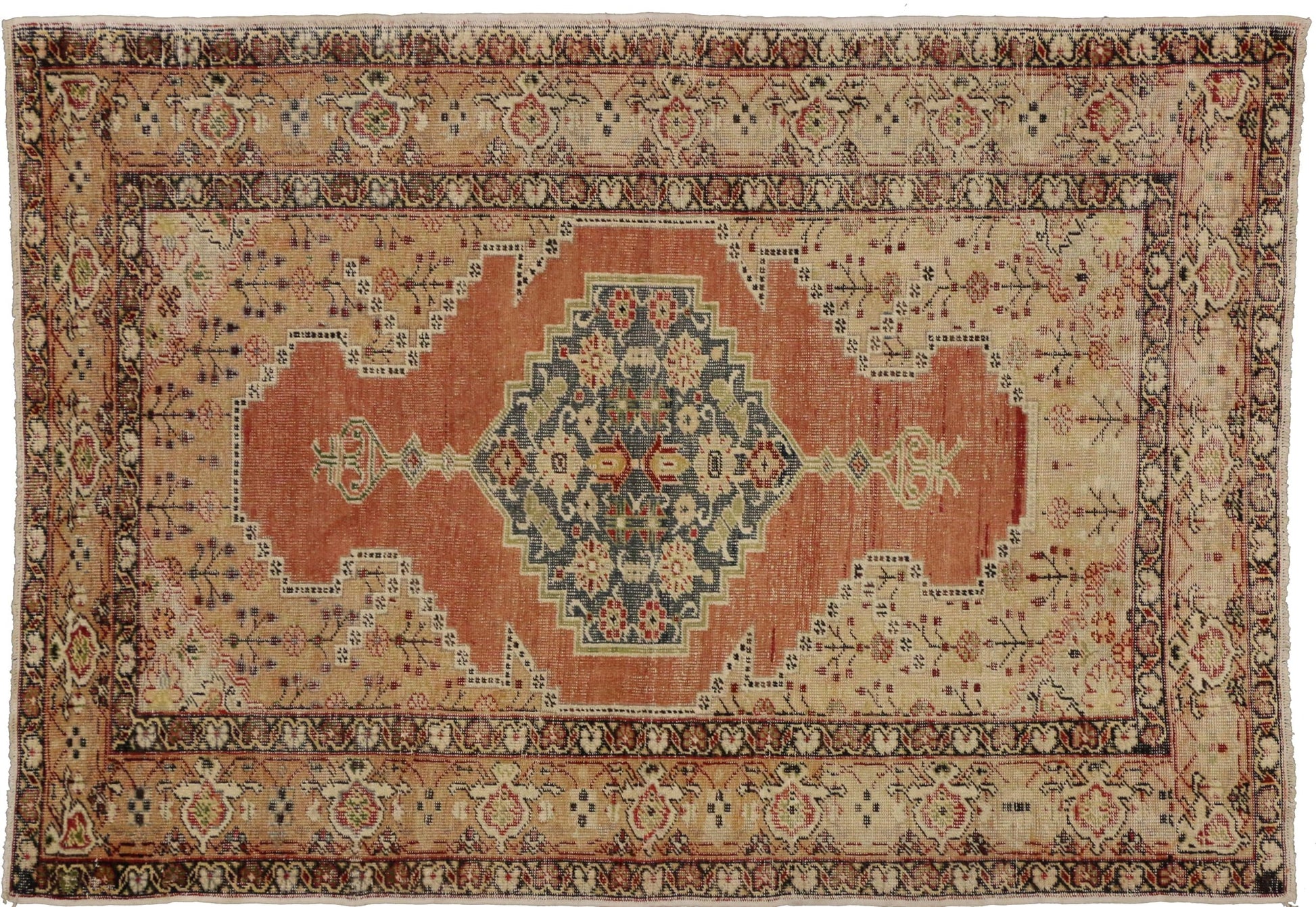 4 x 6 Antique Sivas Rug 50637