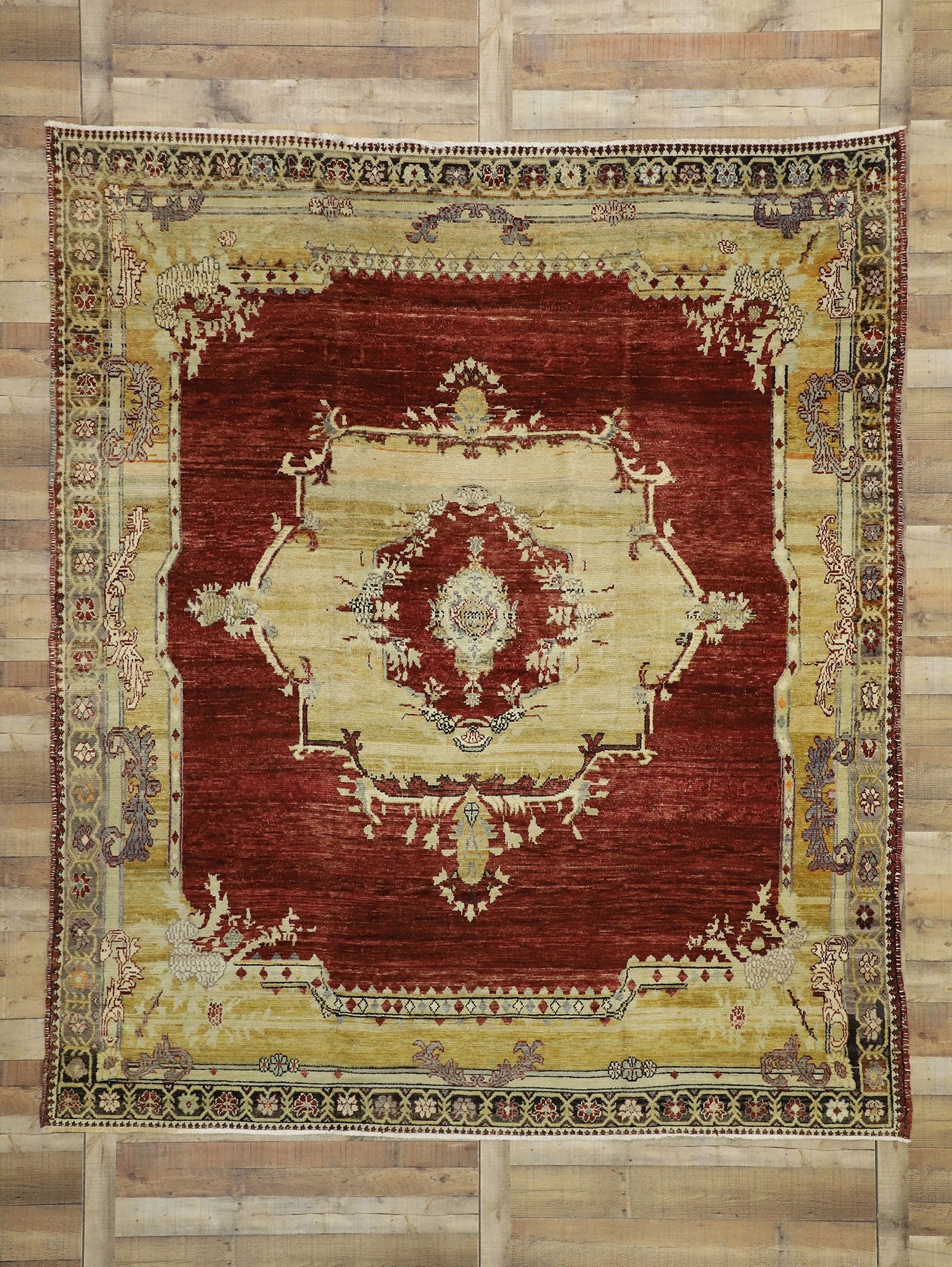 9 x 10 Vintage Turkish Sivas Rug 50650