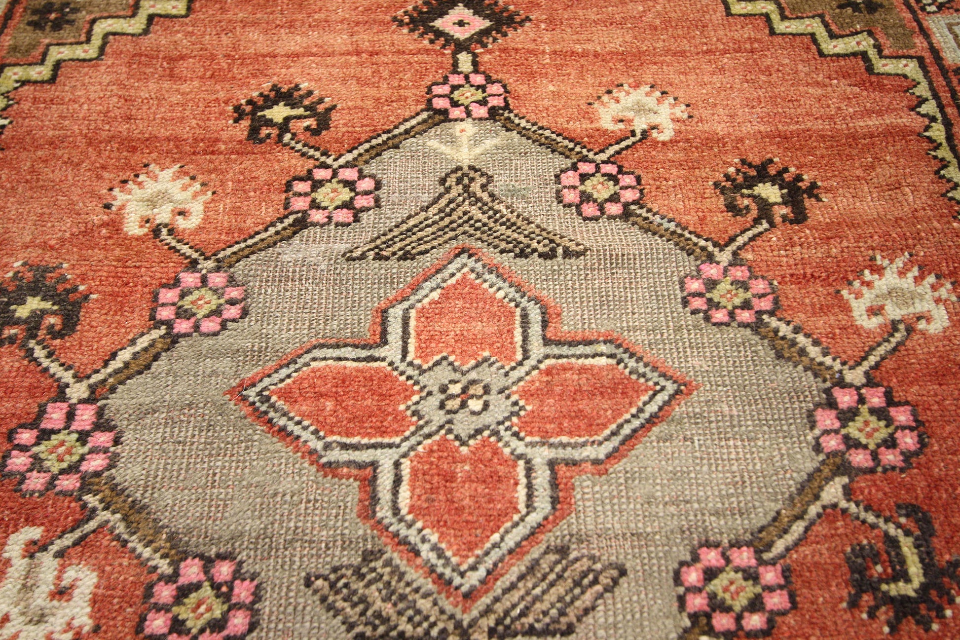 2 x 10 Antique Oushak Rug 50724