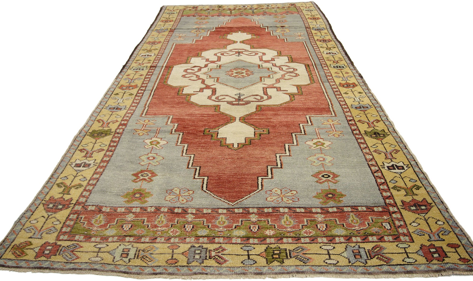4 x 9 Vintage Turkish Oushak Rug 50751
