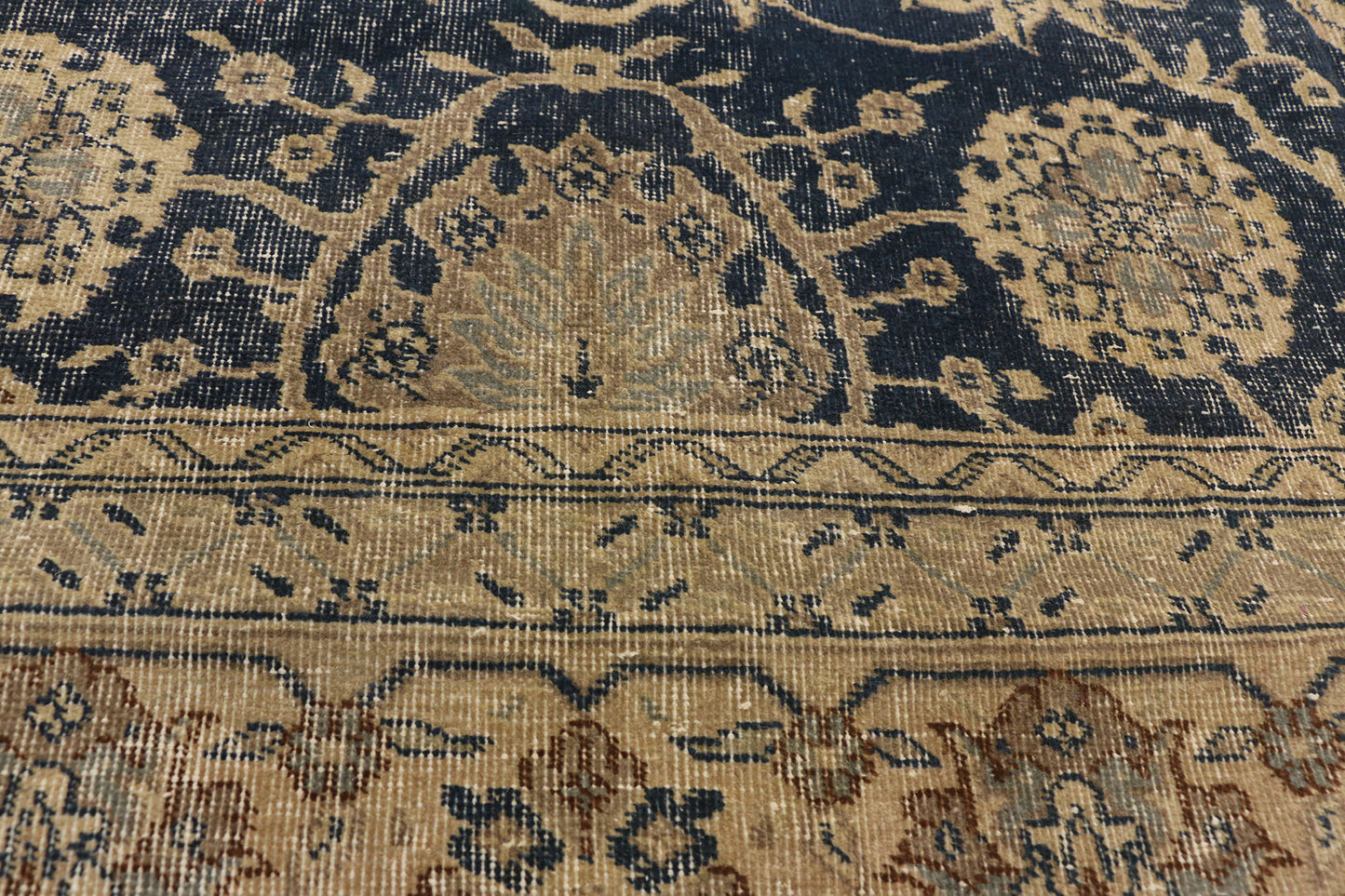 10 x 14 Vintage Turkish Sivas Rug 50877
