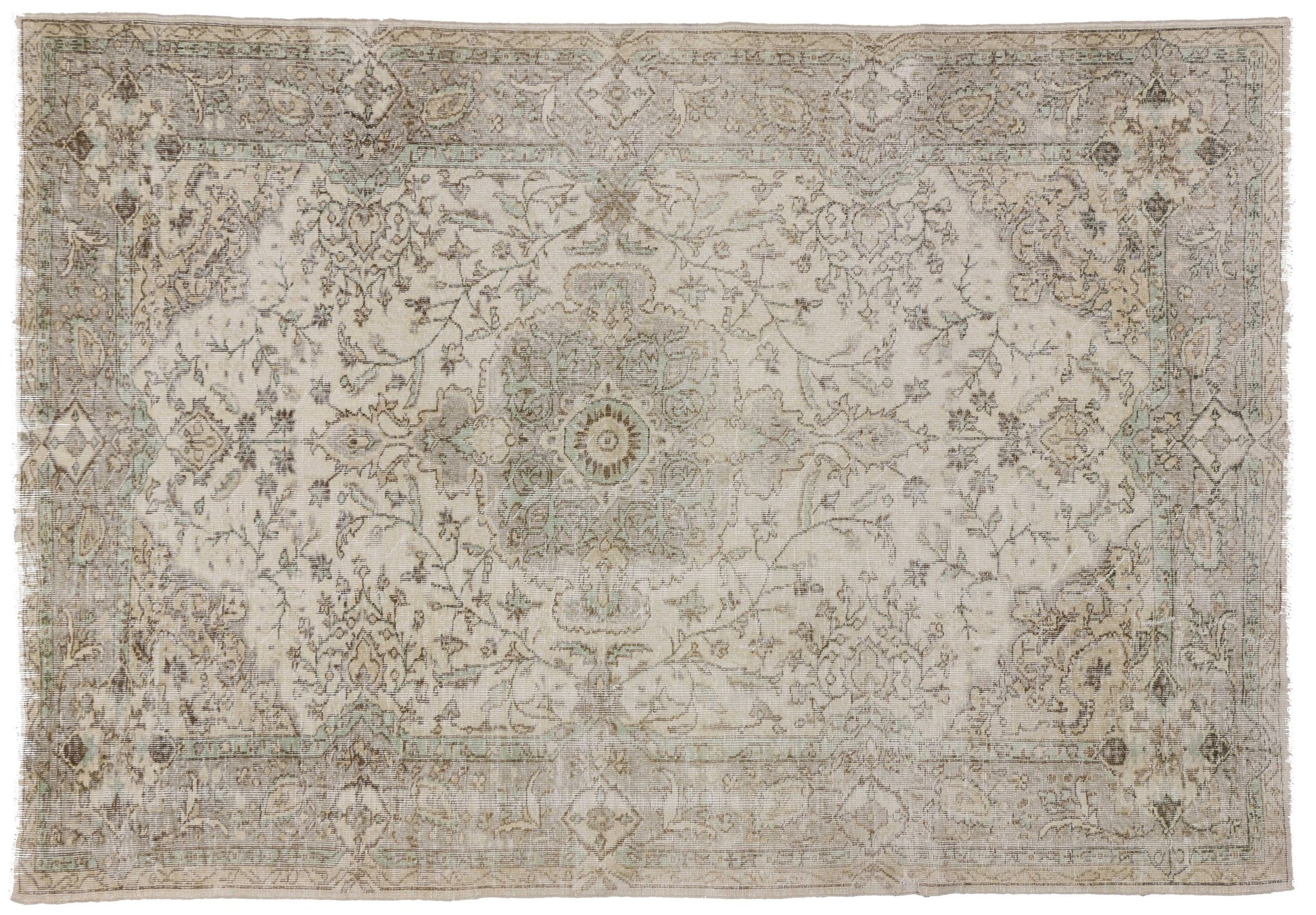 7 x 9 Vintage Sivas Rug 51109