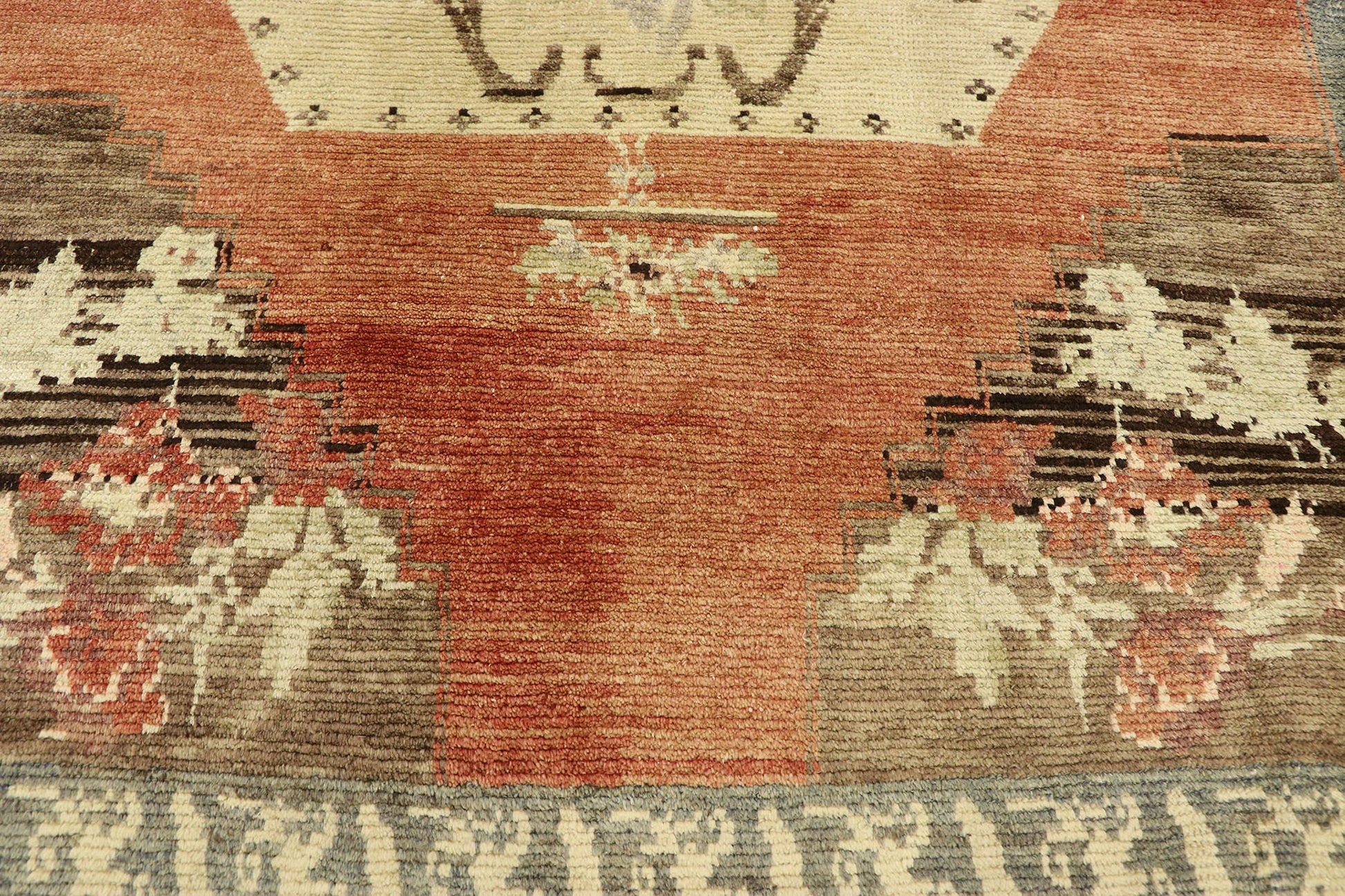 4 x 6 Vintage Turkish Oushak Rug 51132