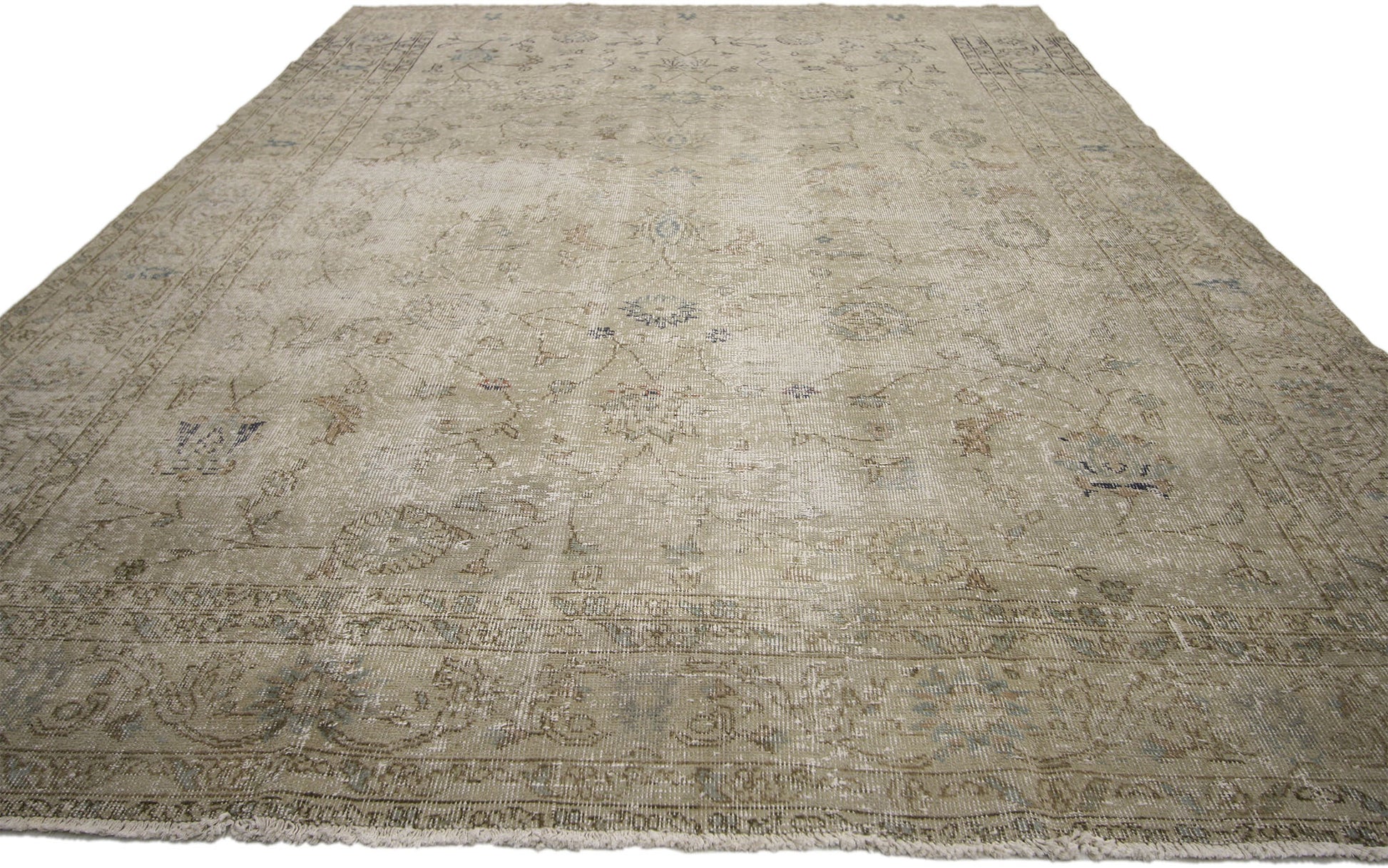 7 x 10 Vintage Sivas Rug 51160