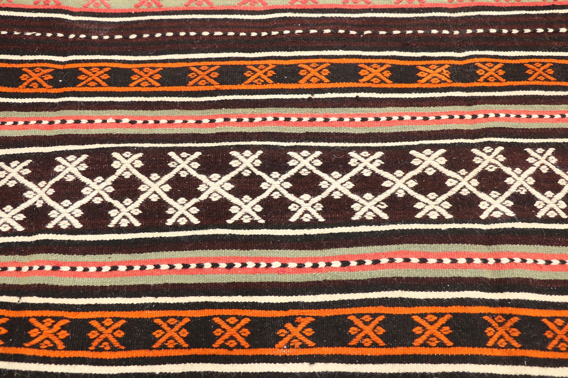 6 x 9 Vintage Kilim Rug 51278