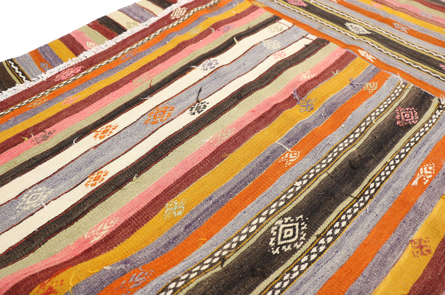 5 x 9 Vintage Turkish Kilim Rug 51283