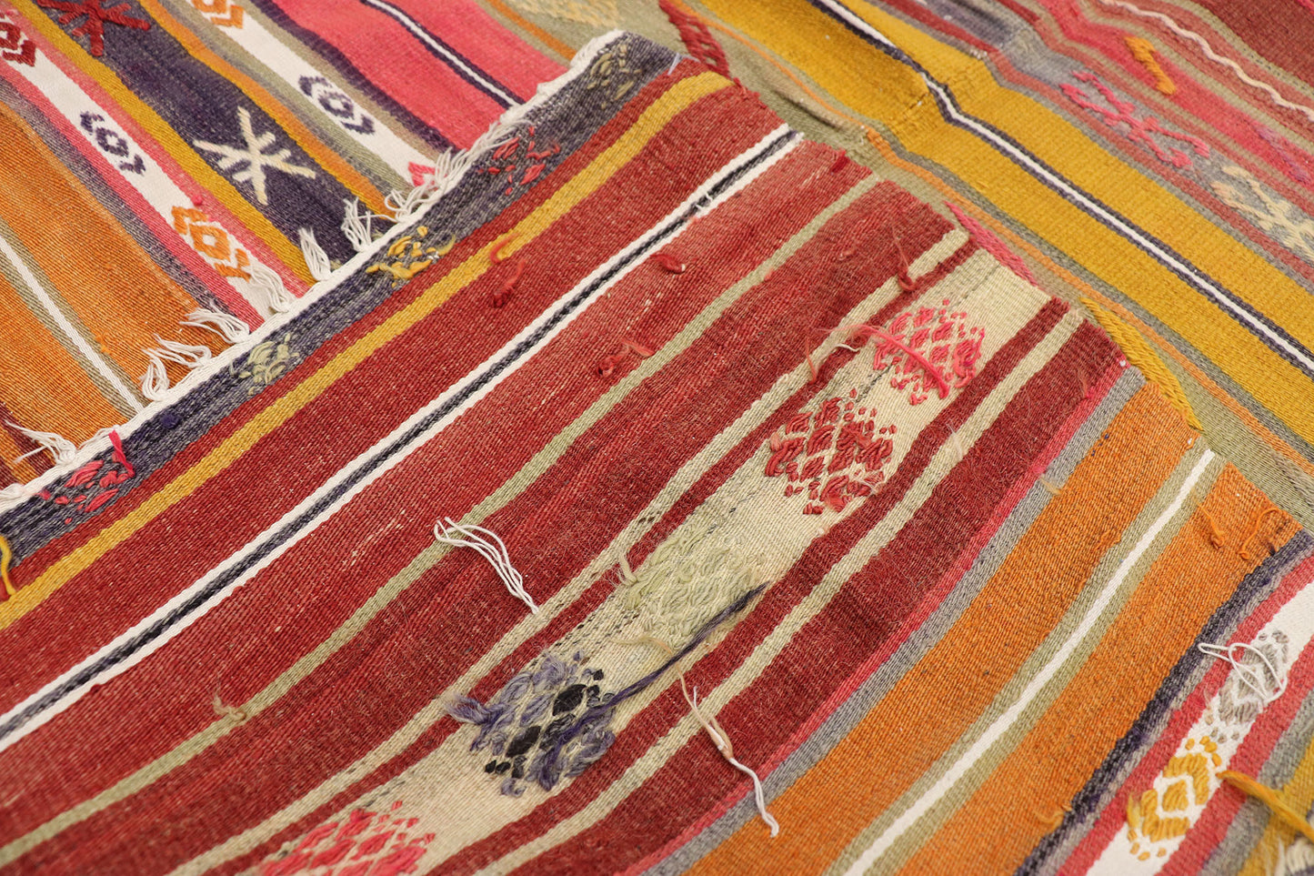 5 x 6 Vintage Kilim Rug 51289