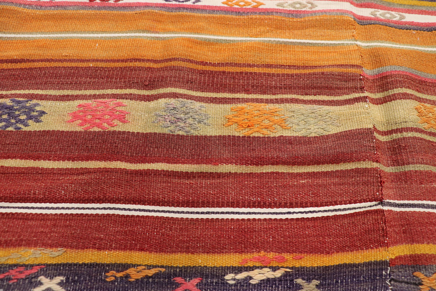5 x 6 Vintage Kilim Rug 51289