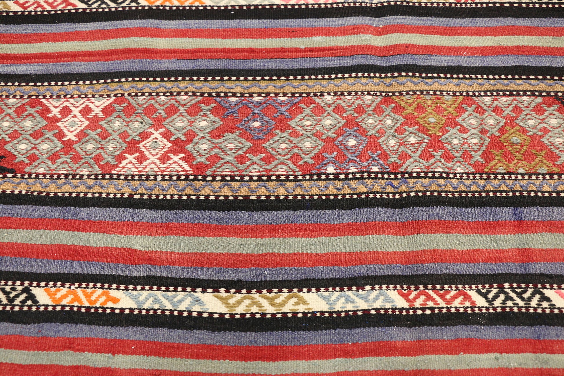 6 x 9 Vintage Turkish Kilim Rug 51319