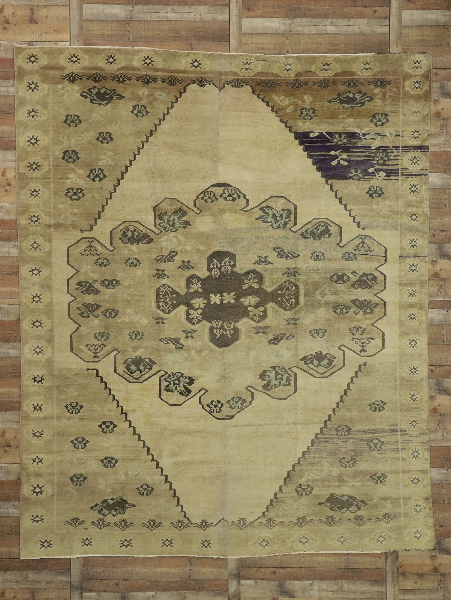 10 x 13 Vintage Turkish Oushak Rug 51372