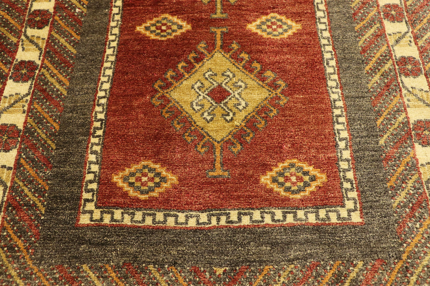 3 x 6 Vintage Turkish Oushak Rug 51382