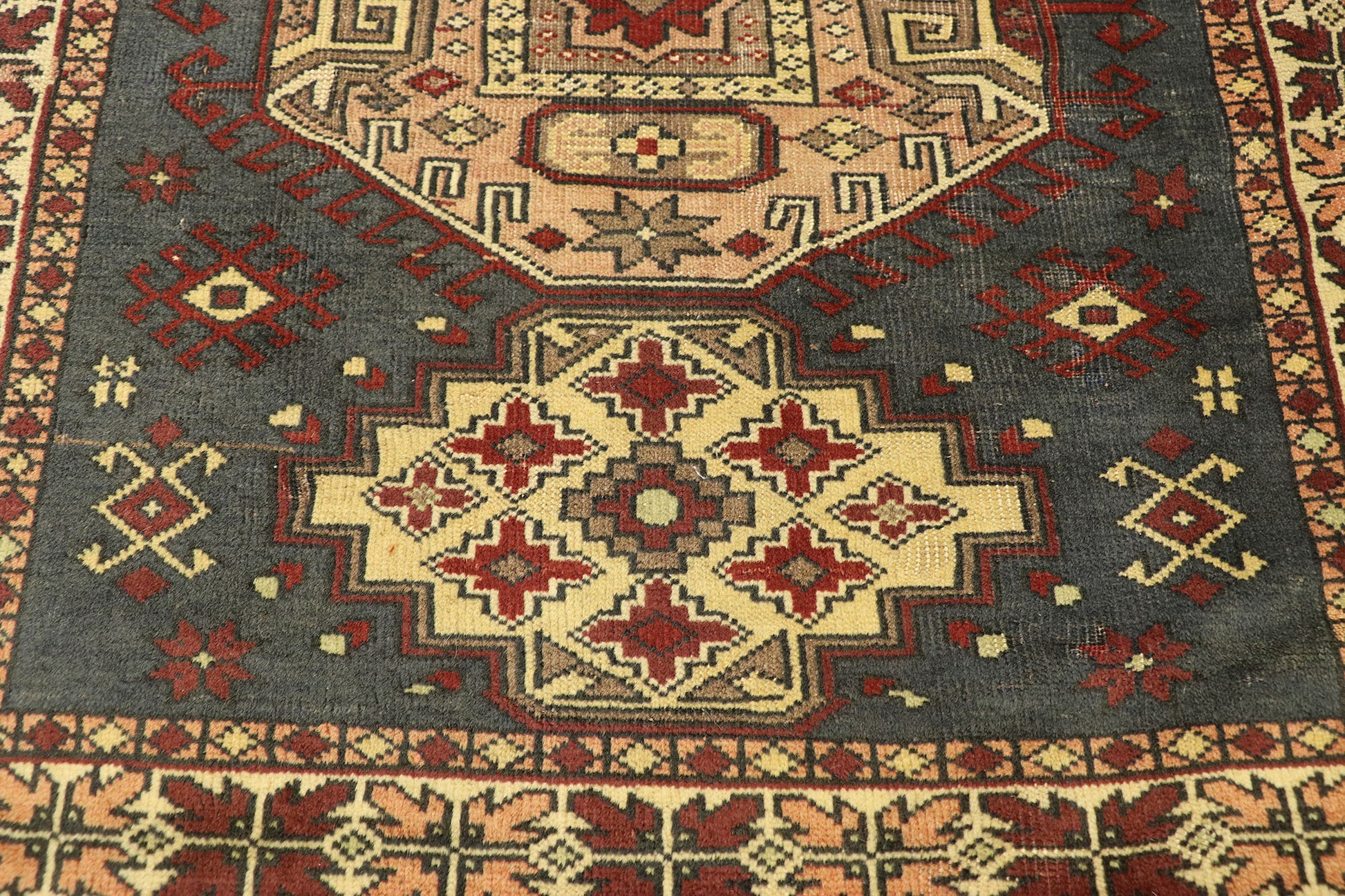 4 x 6 Vintage Turkish Oushak Rug 51406