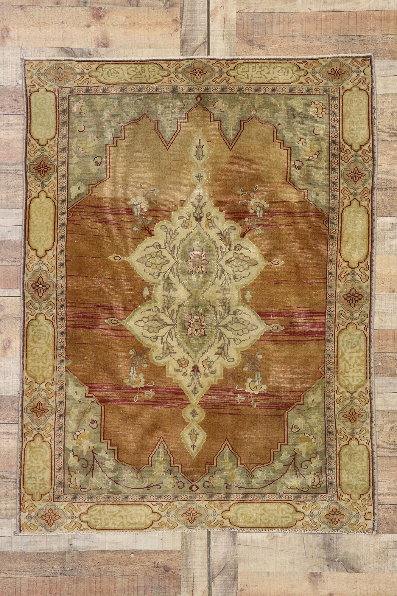 4 x 5 Vintage Turkish Oushak Rug 51695