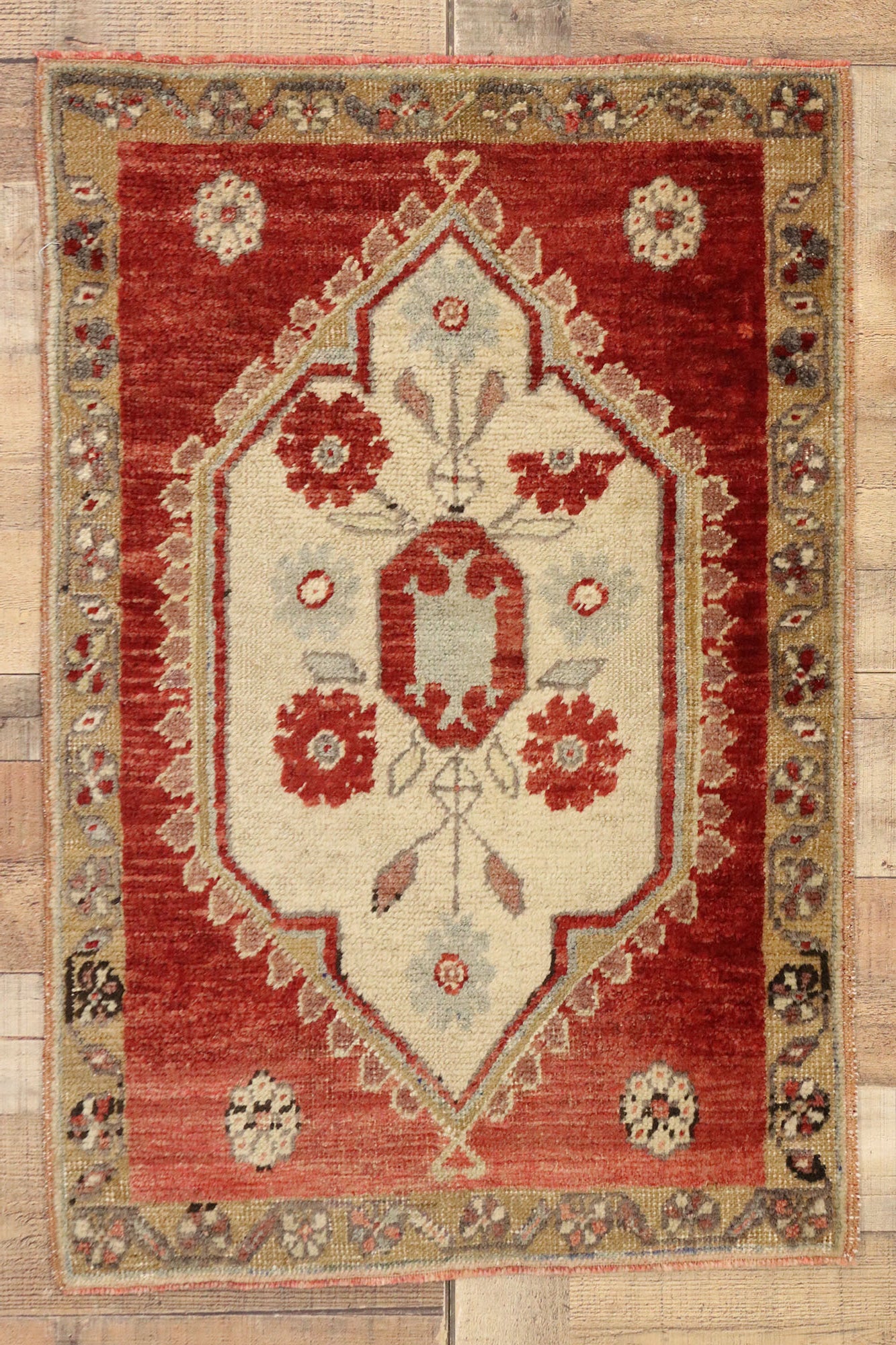 2 x 3 Vintage Turkish Oushak Rug 51773