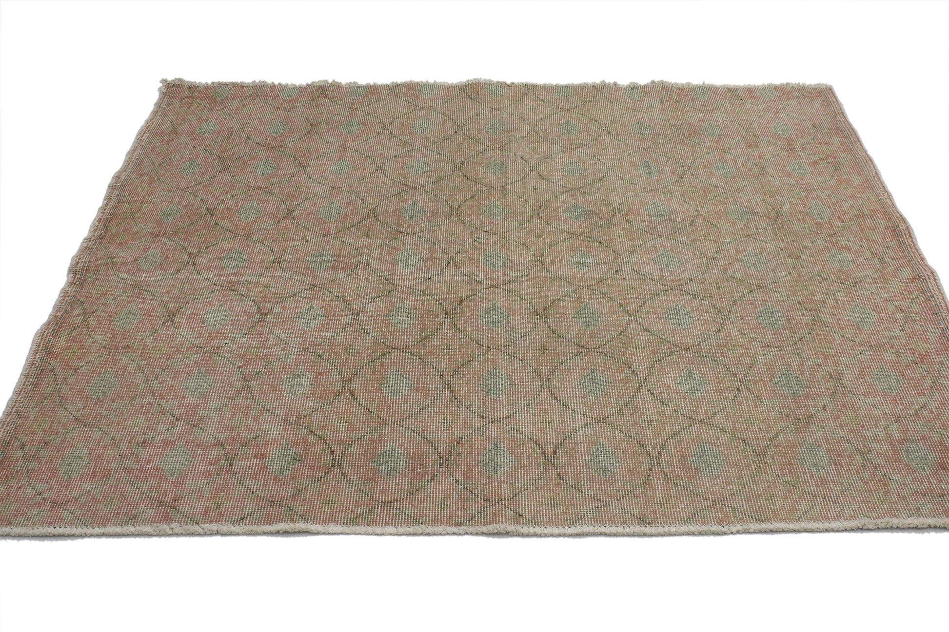 4 x 5 Vintage Turkish Sivas Rug 51984
