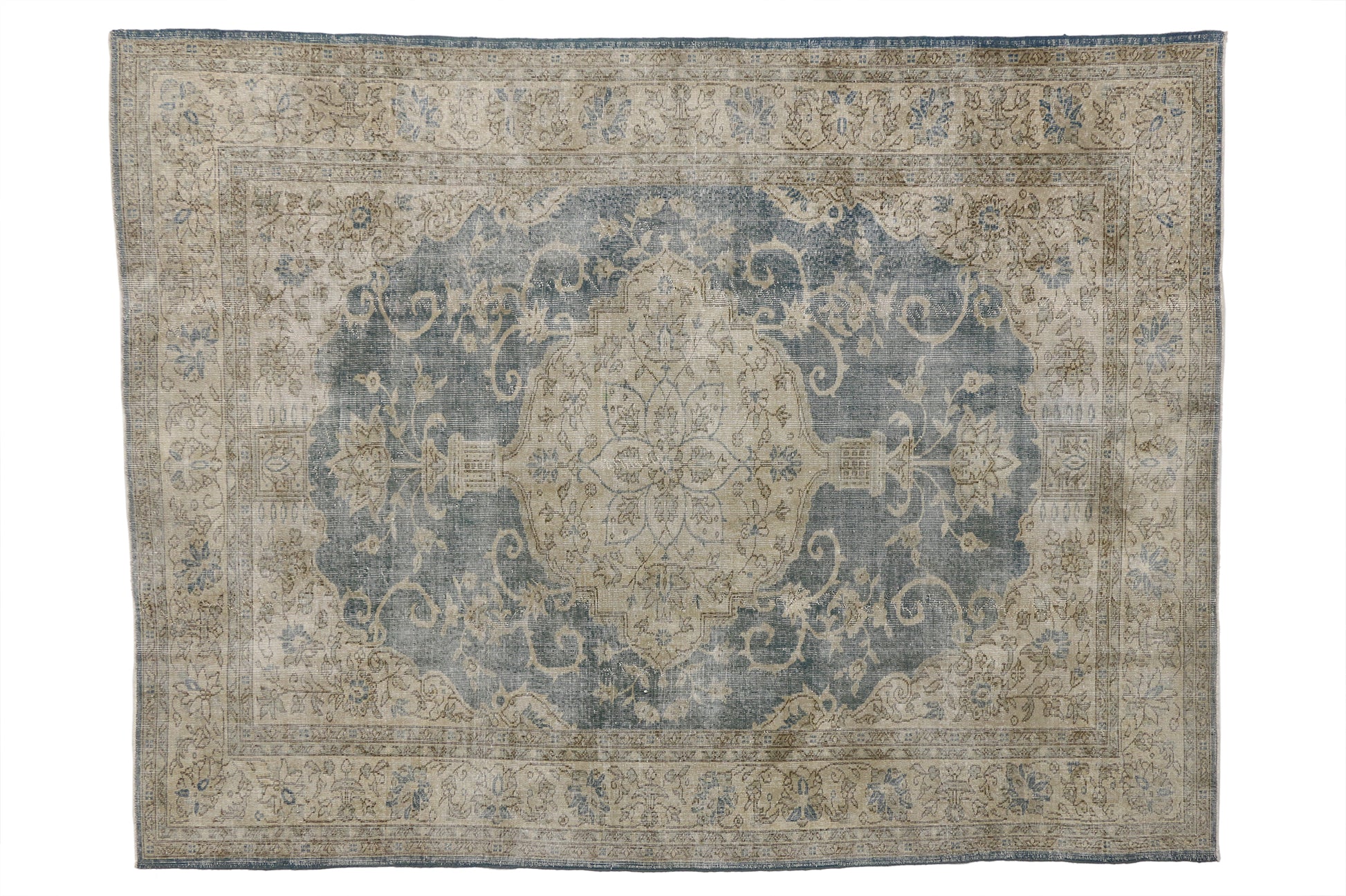 8 x 11 Vintage Sivas Rug 52032