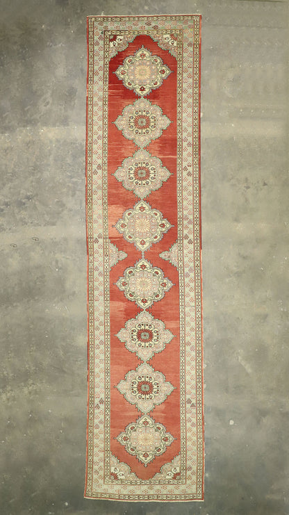 5 x 19 Vintage Turkish Oushak Runner 52170