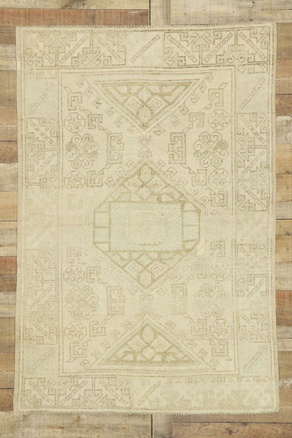 4 x 6 Vintage Oushak Rug 52304