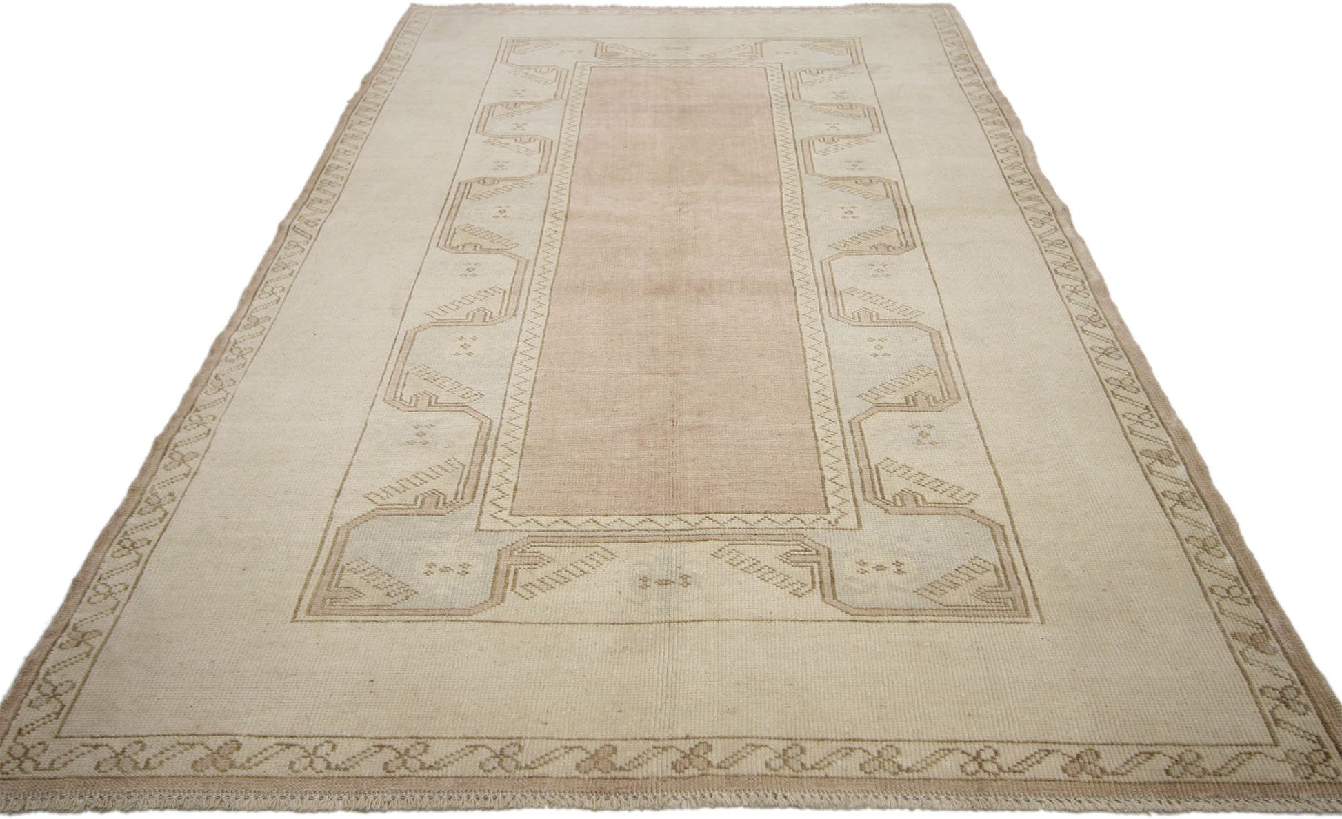 4 x 7 Vintage Turkish Oushak Rug 52306