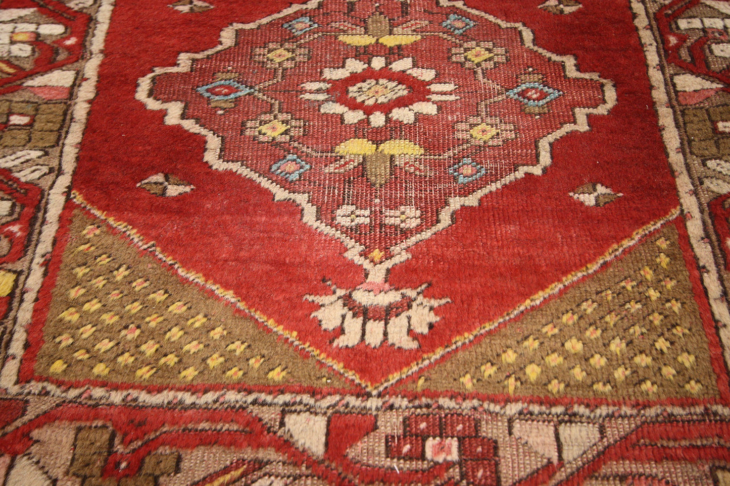 2 x 2 Vintage Oushak Rug 52348