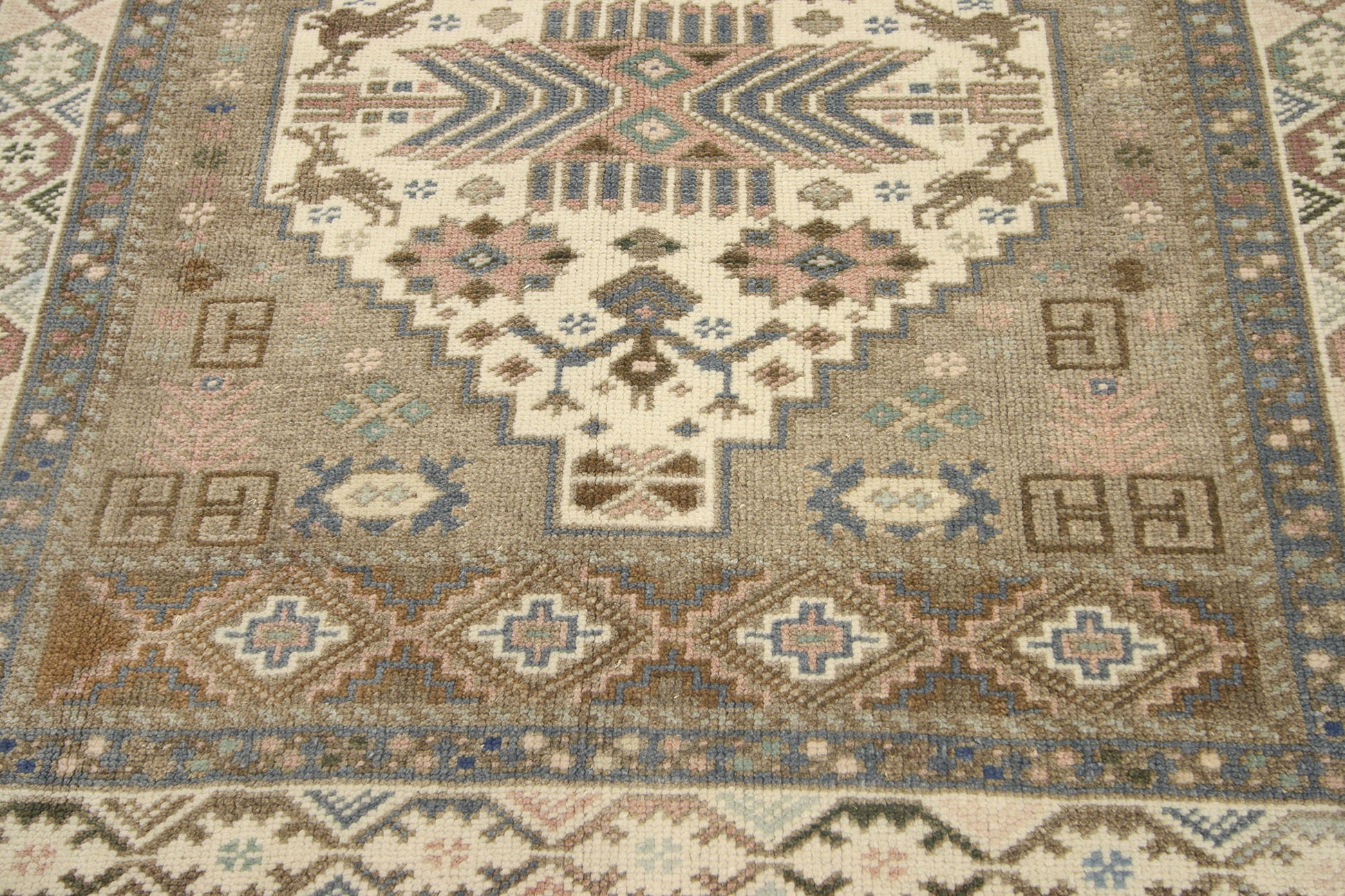 3 x 5 Vintage Turkish Oushak Rug 52394