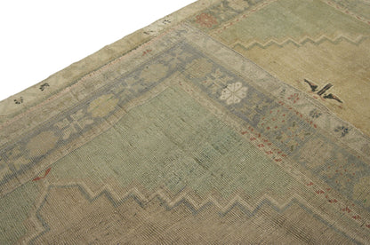 4 x 5 Vintage Oushak Rug 52397