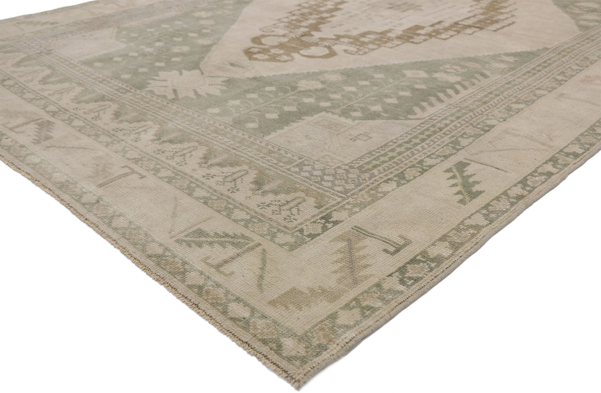6 x 8 Vintage Oushak Rug 52439