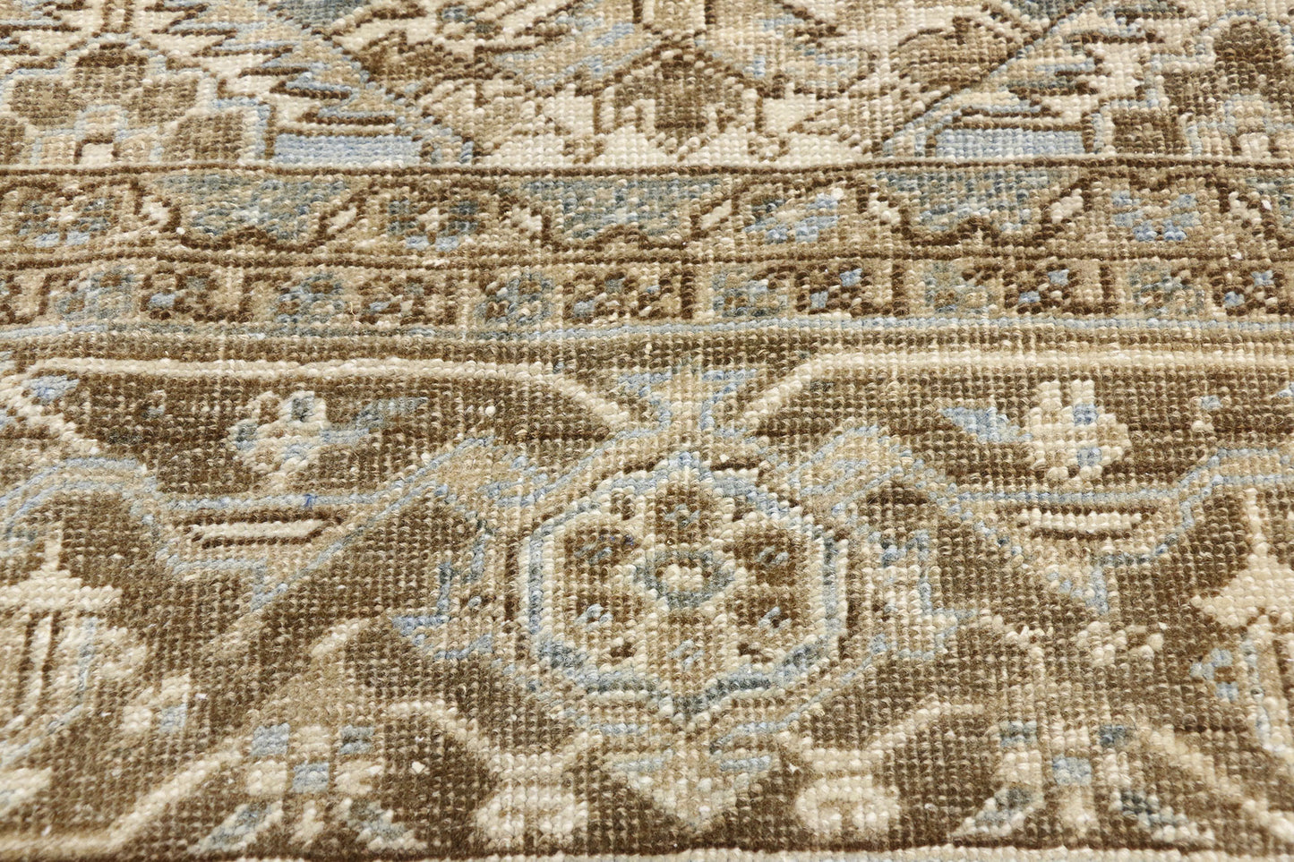 11 x 15 Distressed Antique Persian Heriz Rug 52450