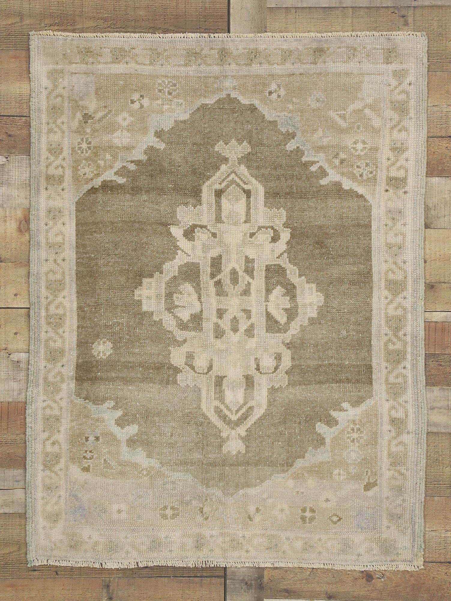 3 x 4 Vintage Oushak Rug 52476