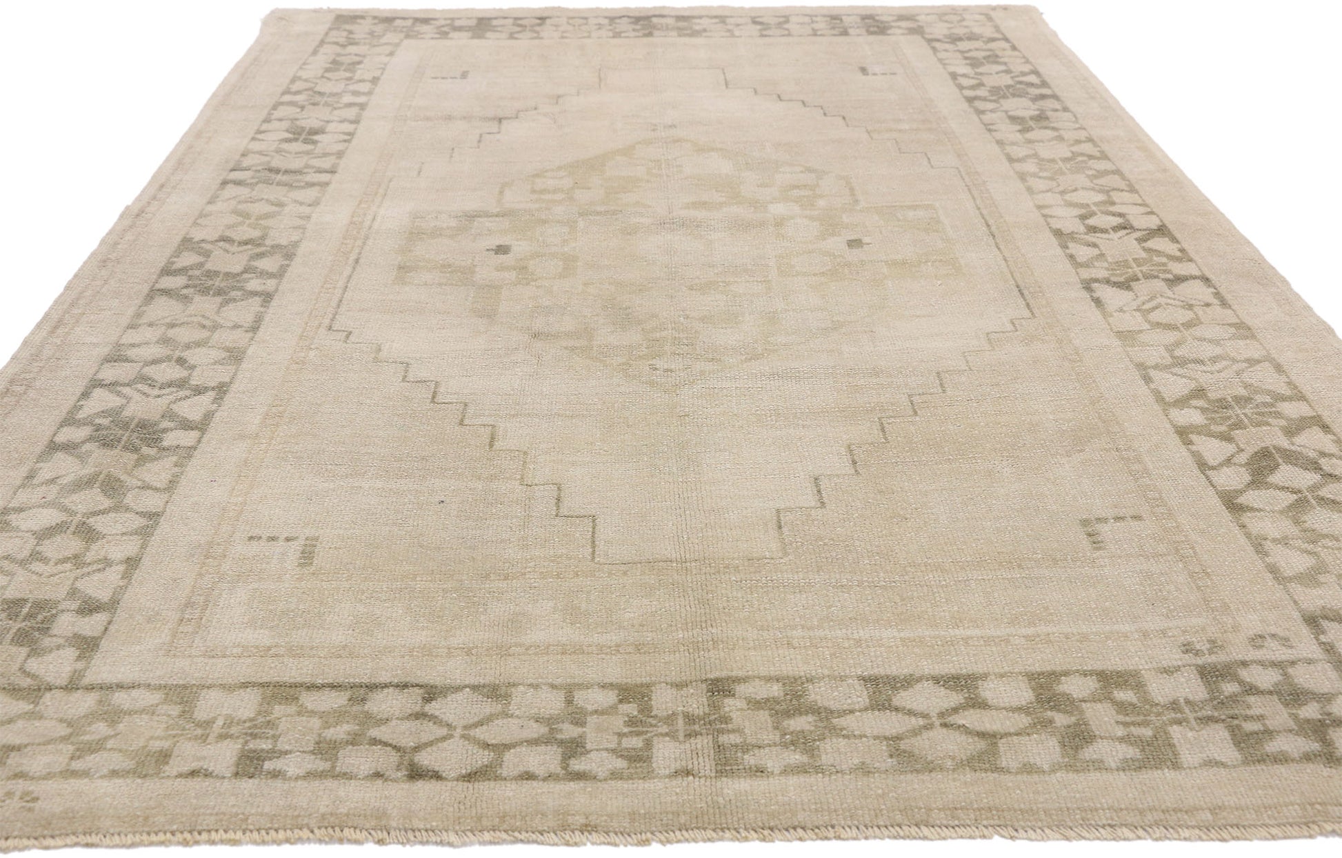 5 x 8 Vintage Turkish Oushak Rug 52483
