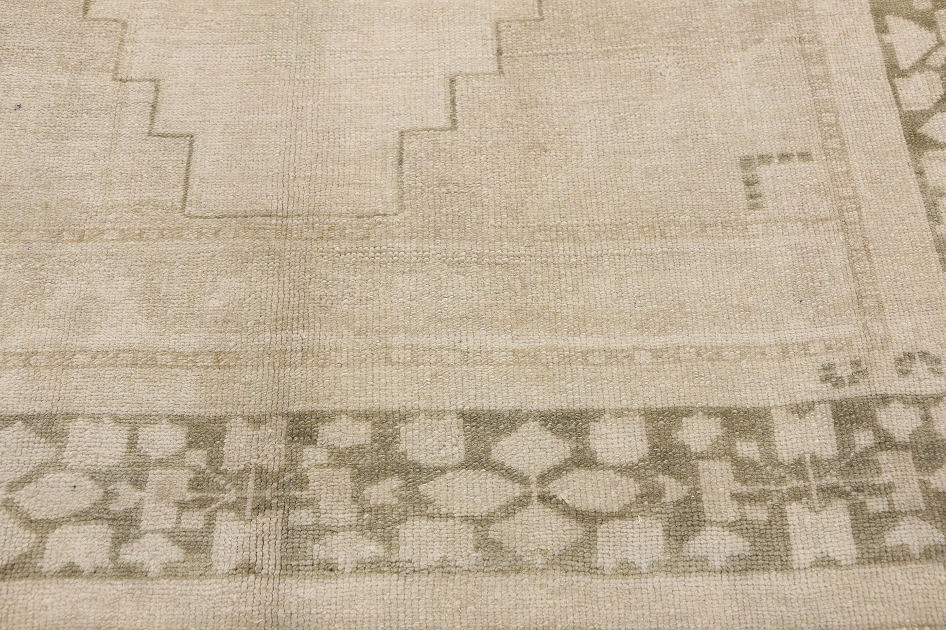 5 x 8 Vintage Turkish Oushak Rug 52483