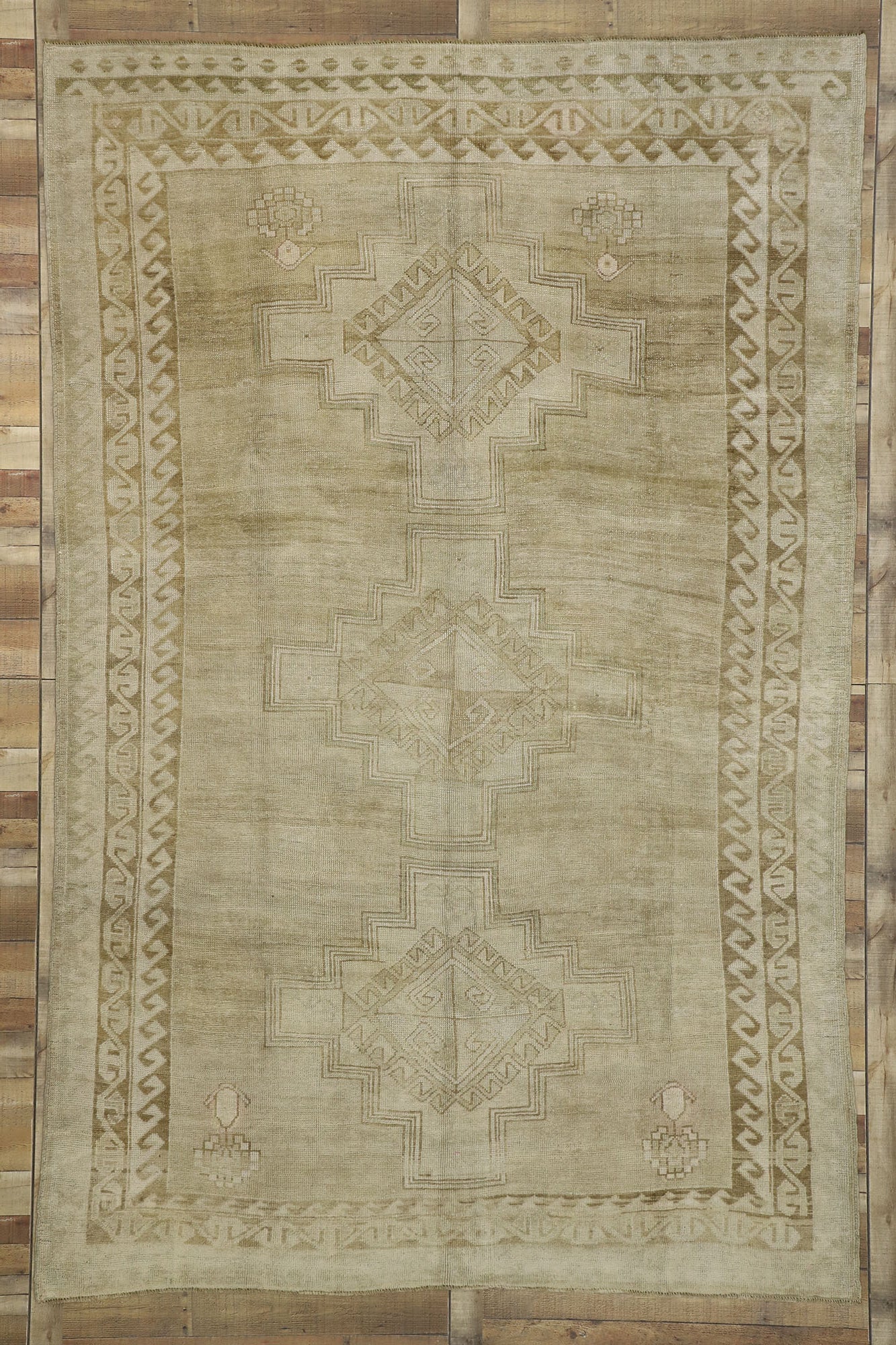 8 x 12 Vintage Oushak Rug 52485
