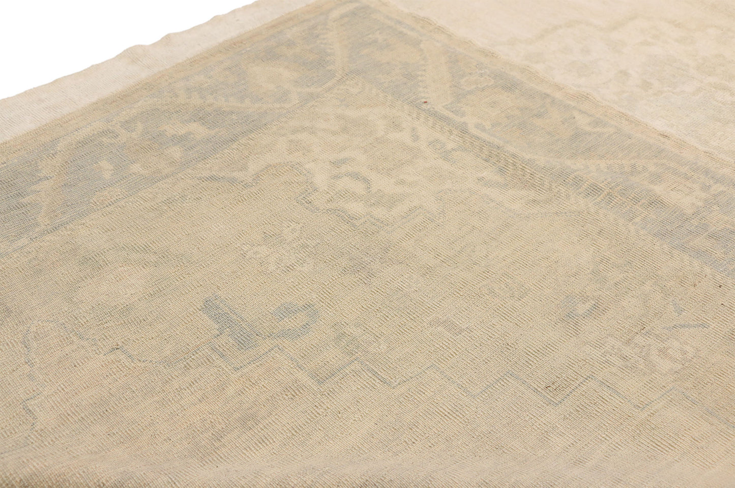 6 x 9 Vintage Turkish Oushak Rug 52499