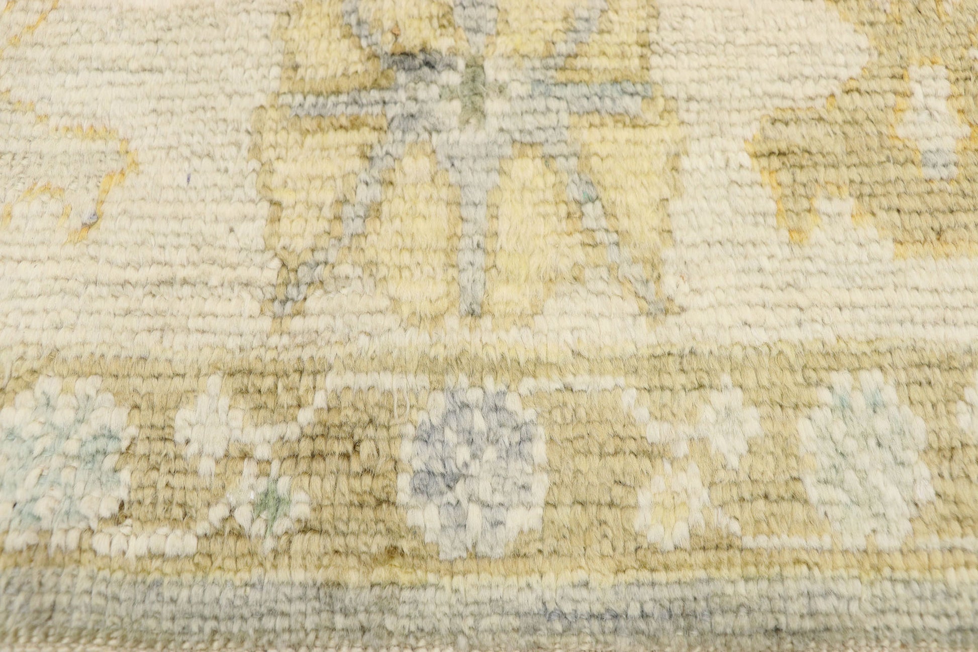 8 x 8 Colorful Oushak Rug 52544