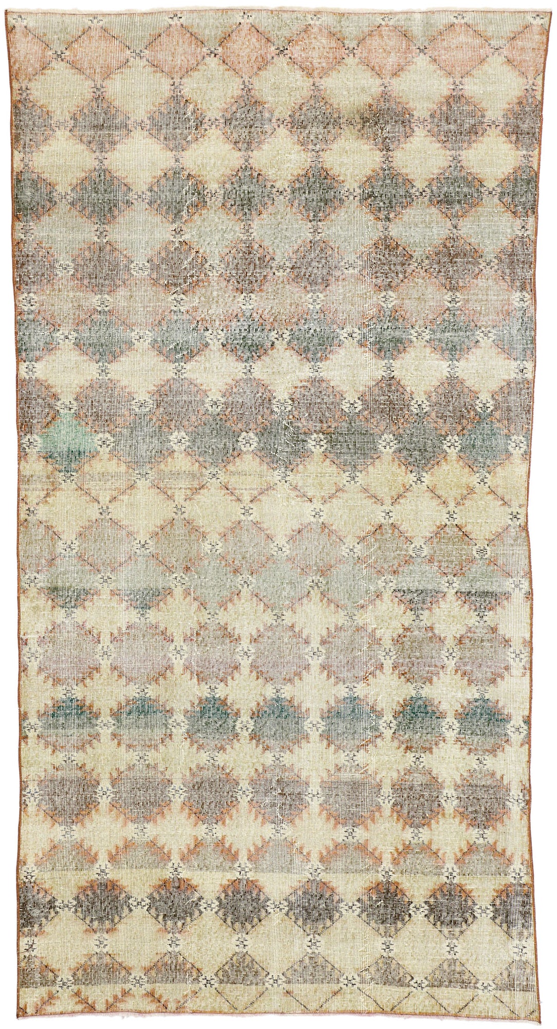 5 x 10 Vintage Distressed Sivas Rug 52560