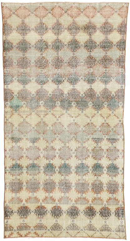 5 x 10 Vintage Distressed Sivas Rug 52560