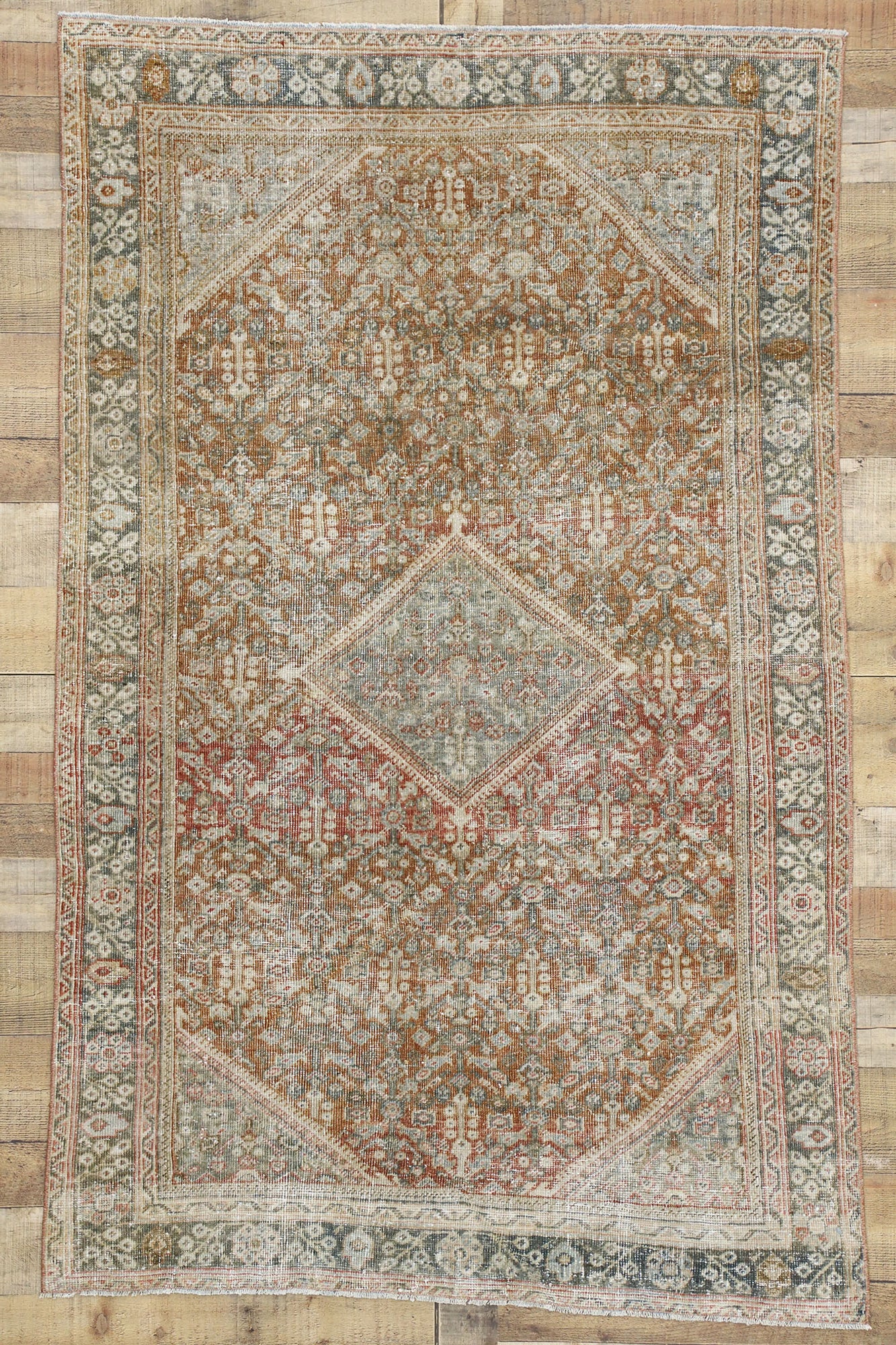4 x 7 Antique Mahal Rug 52565