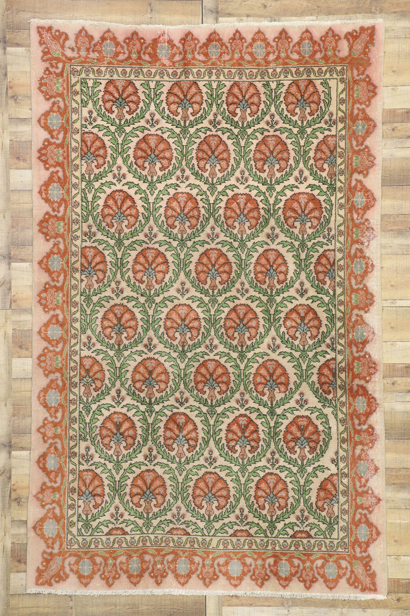 7 x 11 Vintage Sivas Rug 52577