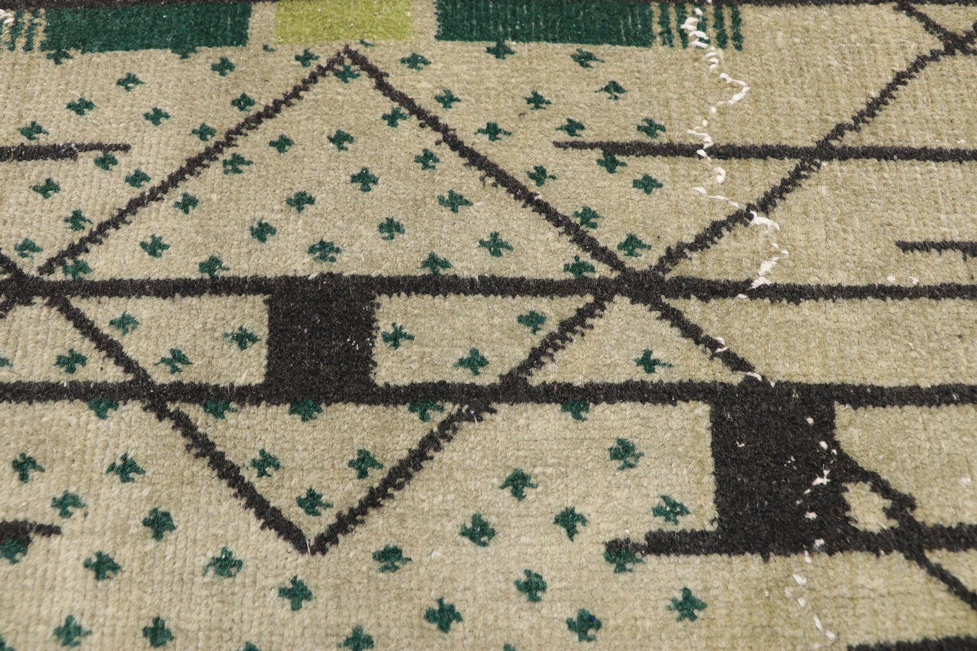 4 x 7 Zeki Muren Vintage Turkish Sivas Rug 52578
