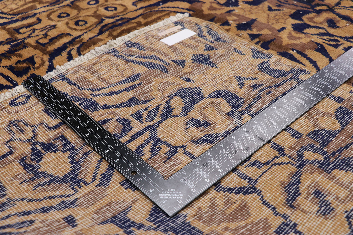 7 x 10 Zeki Muren Vintage Sivas Rug 52591