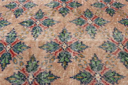 5 x 7 Zeki Muren Vintage Turkish Sivas Rug 52596
