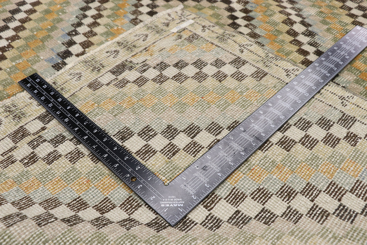 6 x 10 Zeki Muren Vintage Sivas Rug 52611