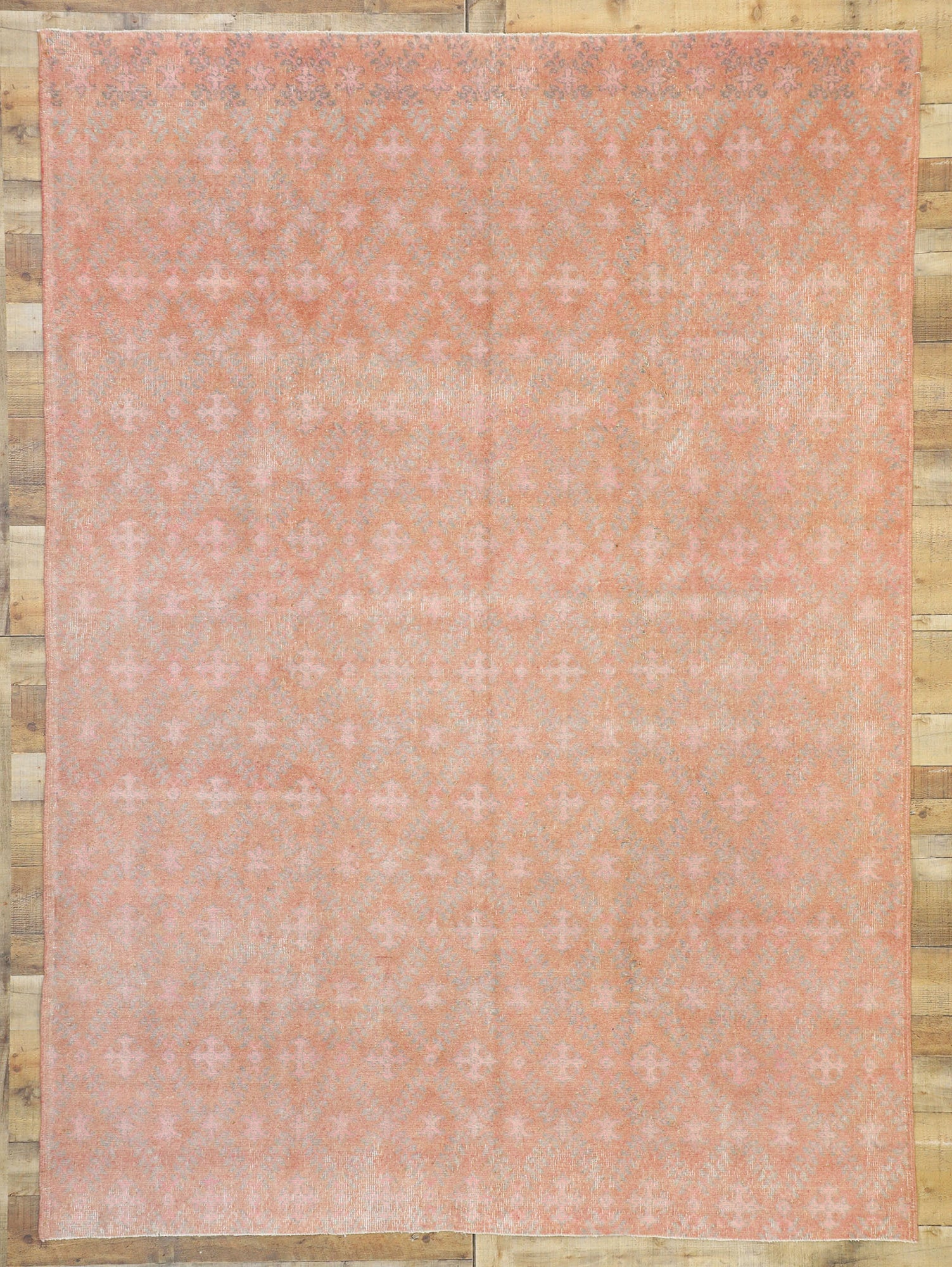 7 x 10 Vintage Sivas Rug 52660