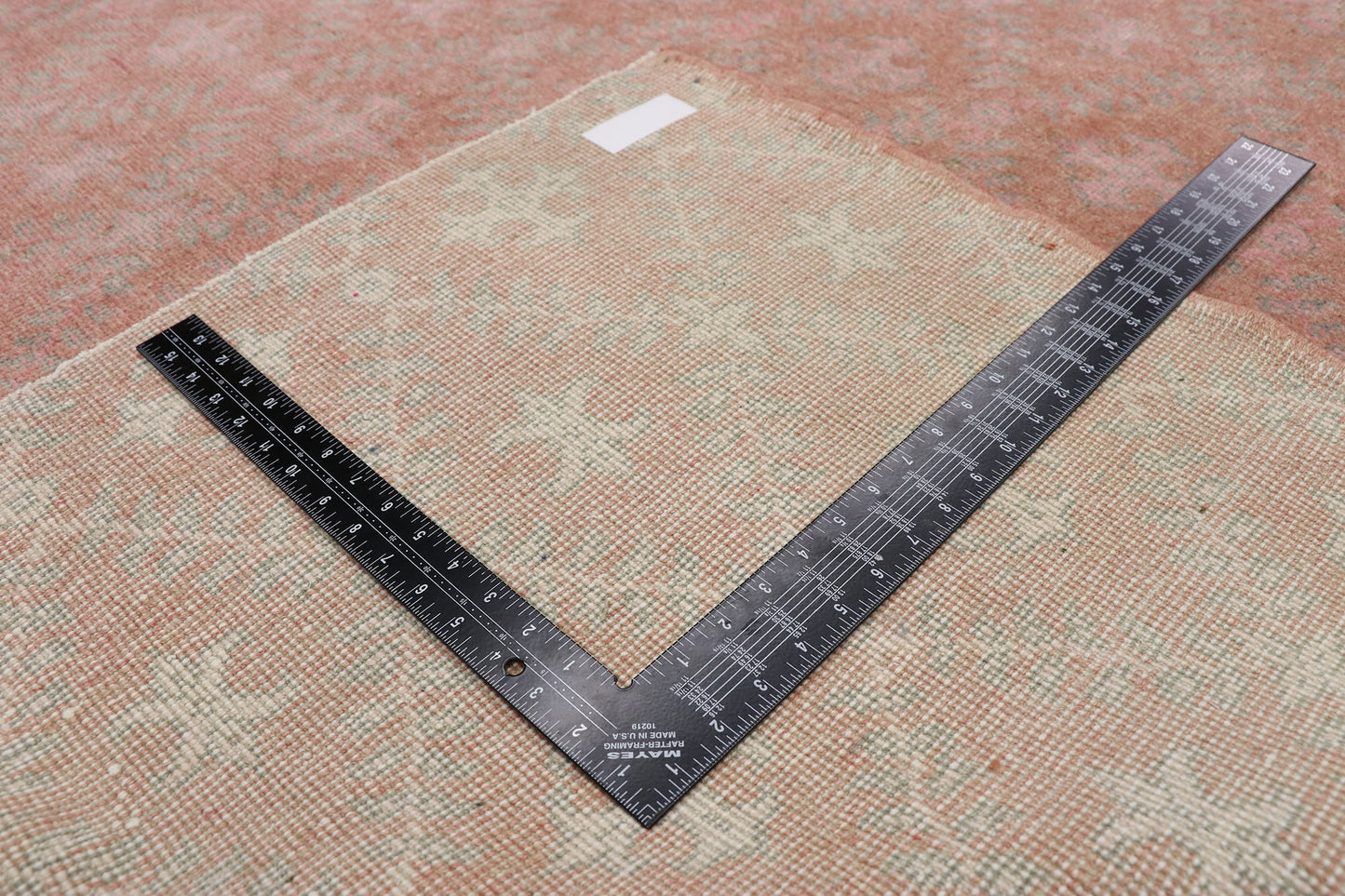 7 x 10 Vintage Sivas Rug 52660