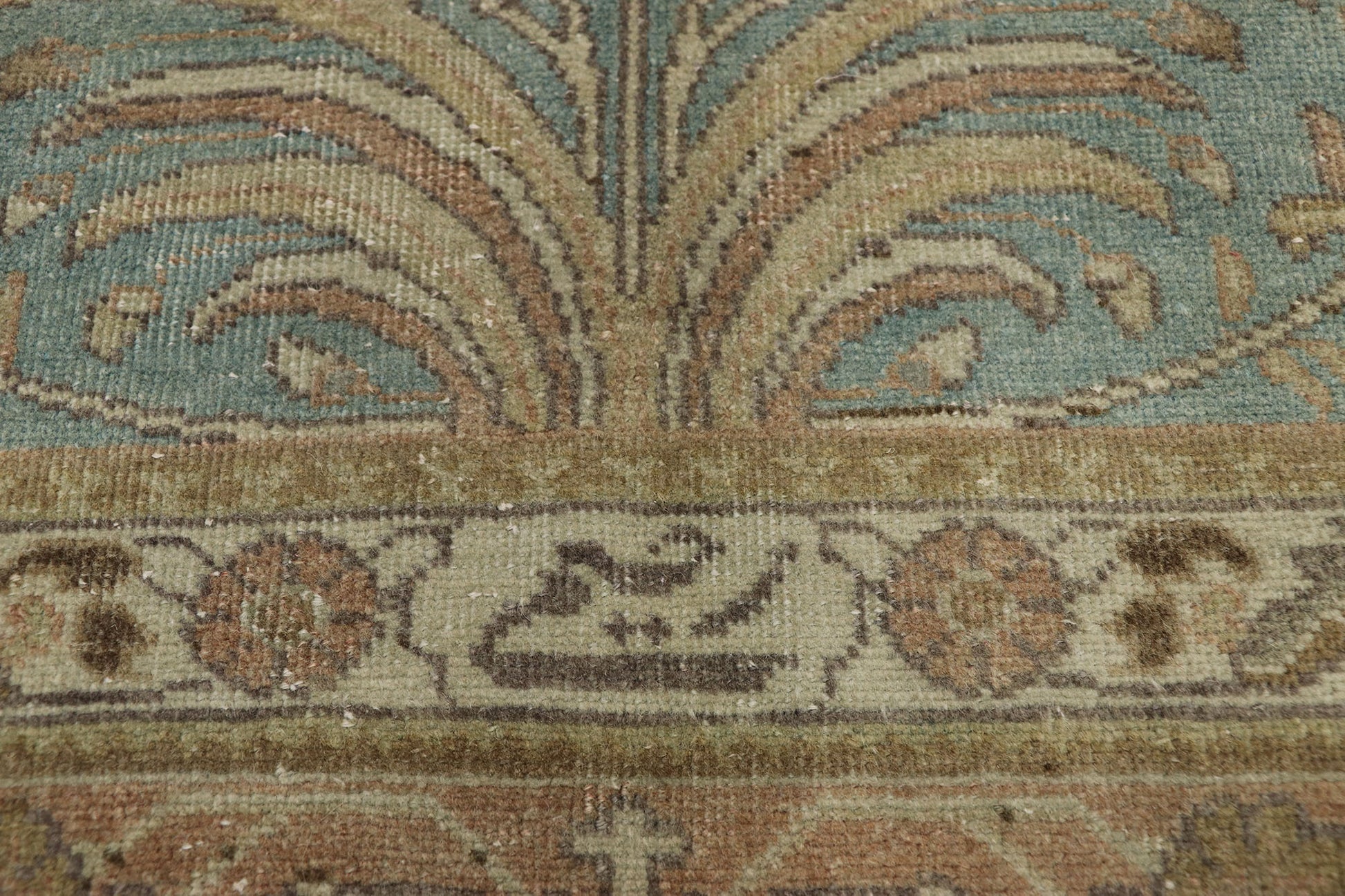 10 x 13 Vintage Persian Tabriz Rug 52664