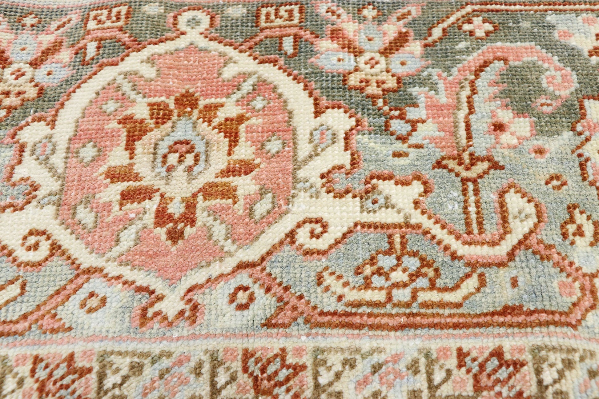 8 x 12 Antique Persian Heriz Rug 52667